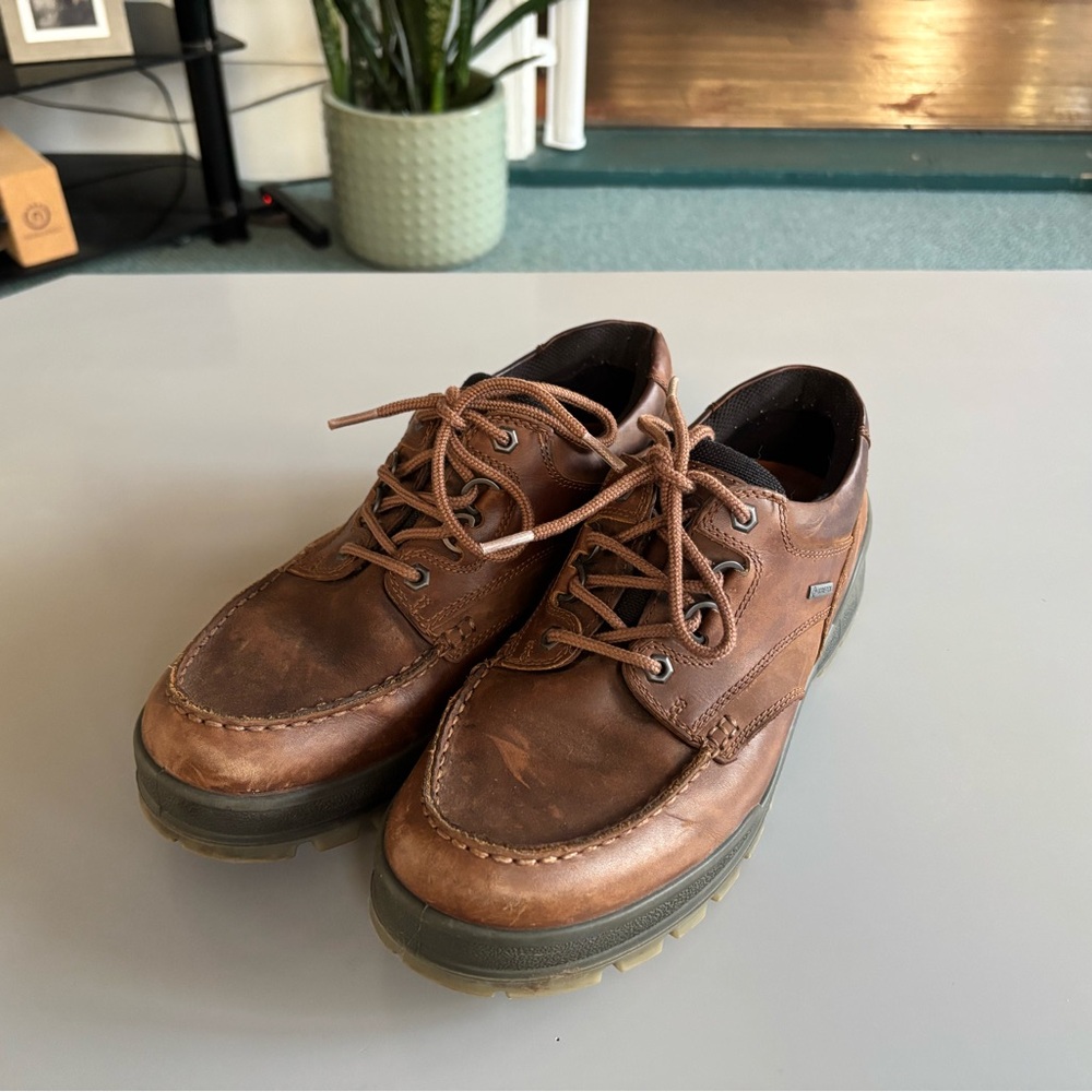 Ecco Tan Leather Men's Oxfords